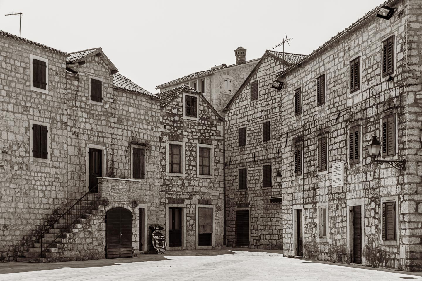 Stone Houses in Stari Grad